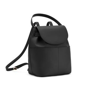 Cuyana Leather Backpack with removable straps